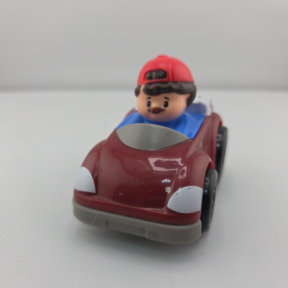 Fisher Price Little People Wheelies Maroon Sports Car Driver Red Hat DWC30 2016